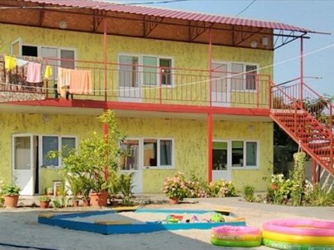 Приморське, гостьовий комплекс 